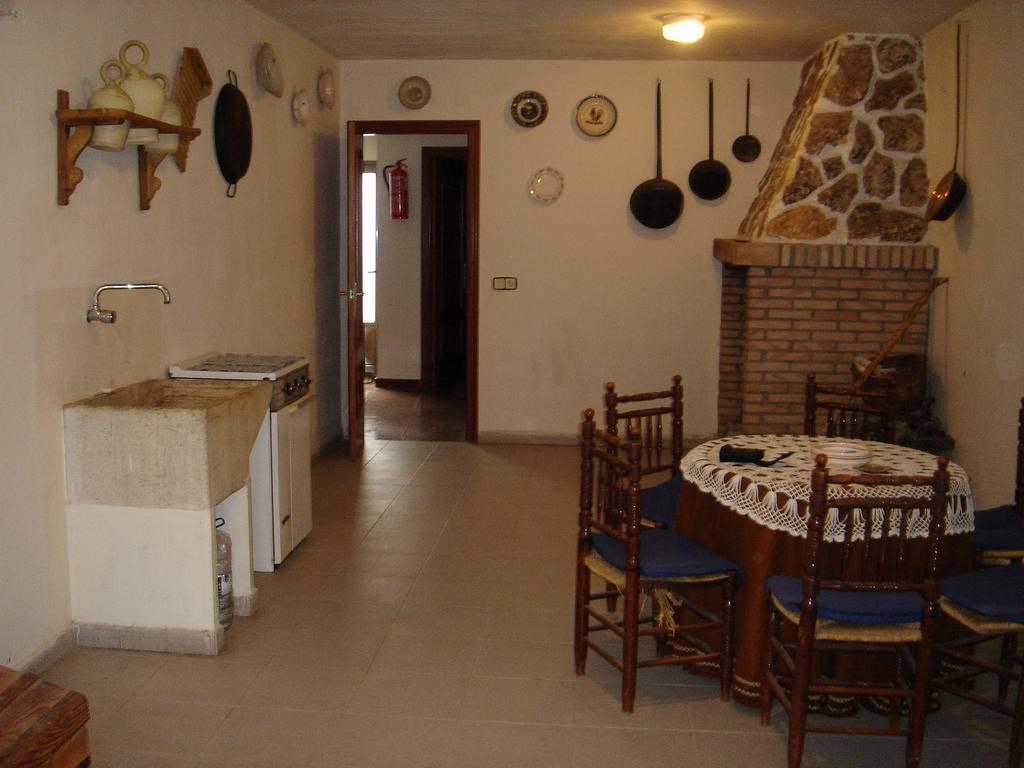 Apartamentos Serrano Ribatajada 外观 照片