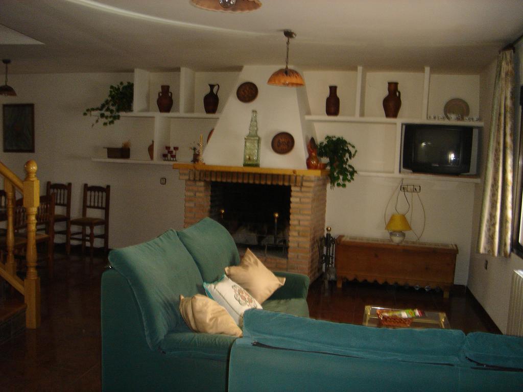 Apartamentos Serrano Ribatajada 外观 照片